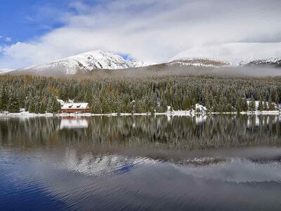 Prebersee mit Preber, Schnee, Spiegelung, Herbst, Nebel, Schladminger Tauern, Tamsweg, Lungau, Salzburg