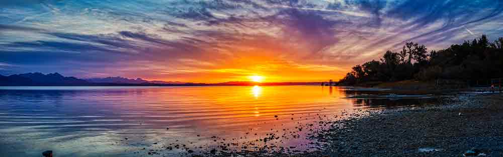 Sonnenuntergang über See